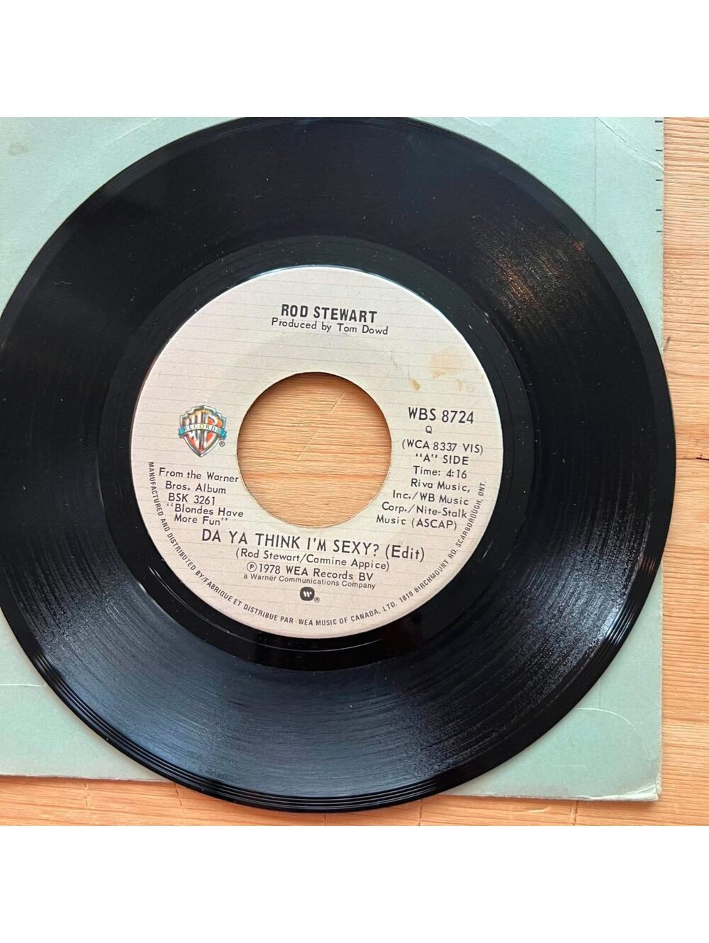 Rod Stewart - Da ya Thin I'm Sexy?/Scarred and Scared 45rpm VG+ R90